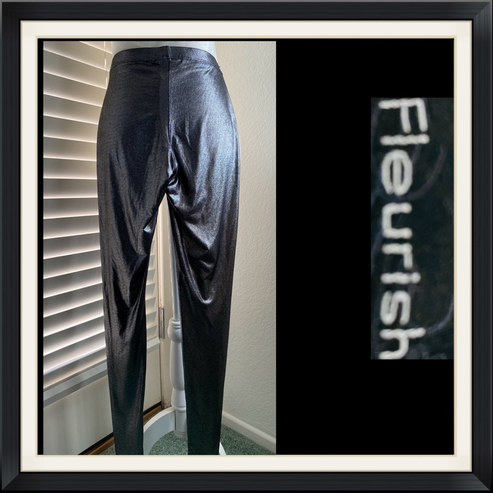 “Fleurish” Metallic Silver Leggings